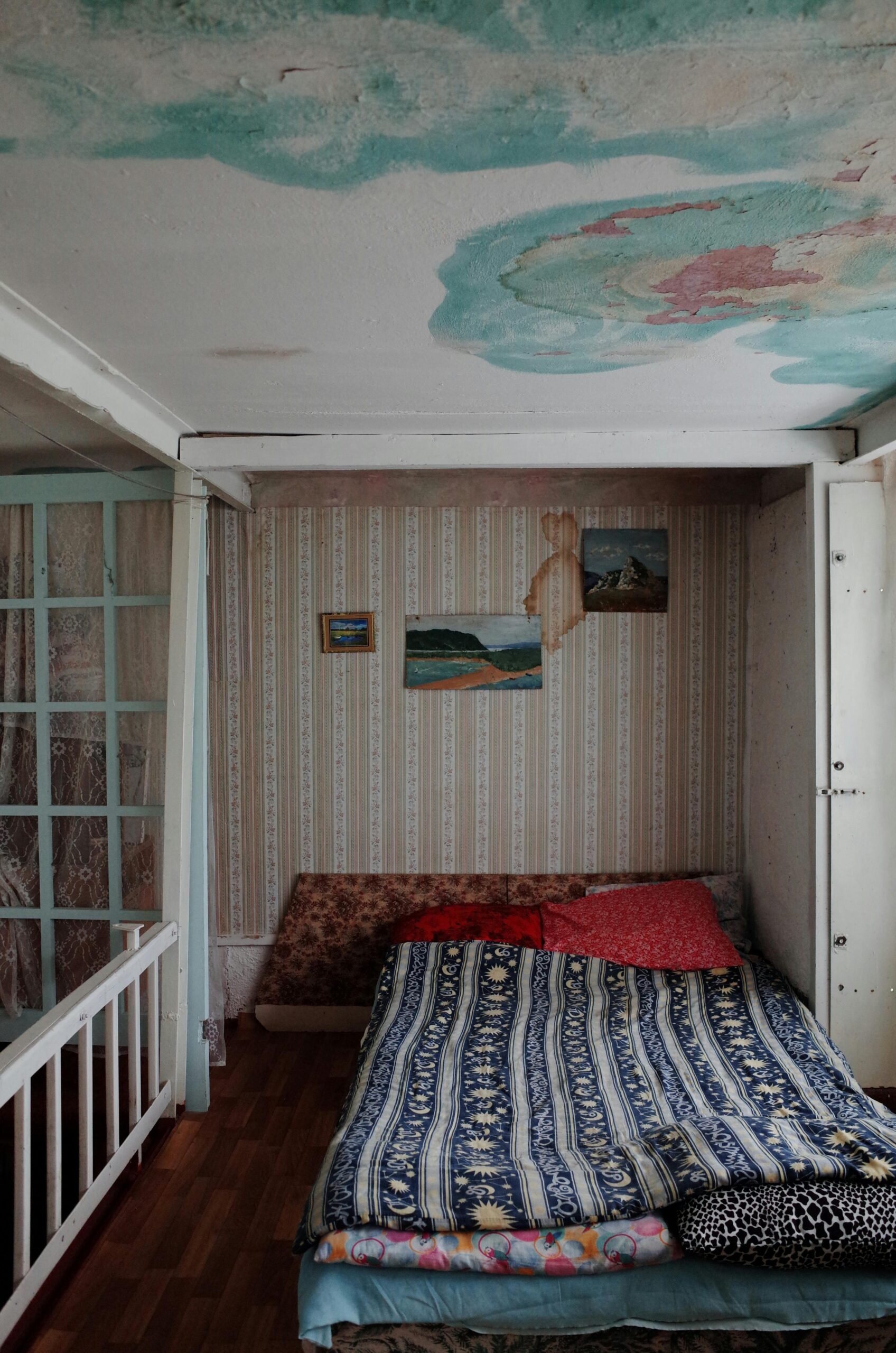 Water stain on ceiling in Florida rental apartment